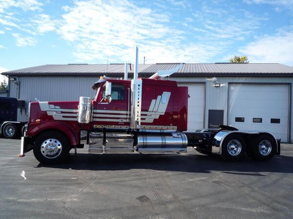 Photo of Western Star 4900 EX  T1819